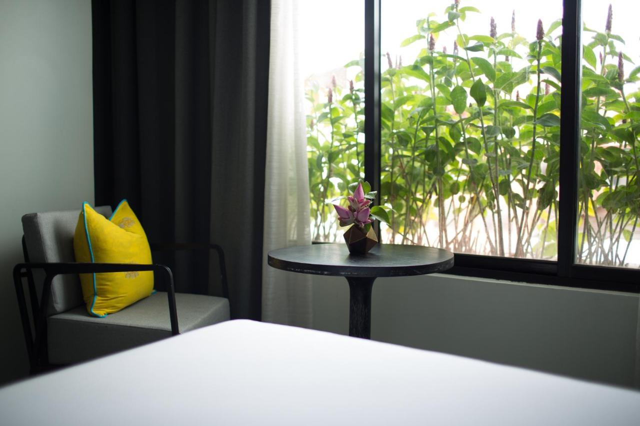 Monthara Angkor Residence Siem Reap Exterior foto